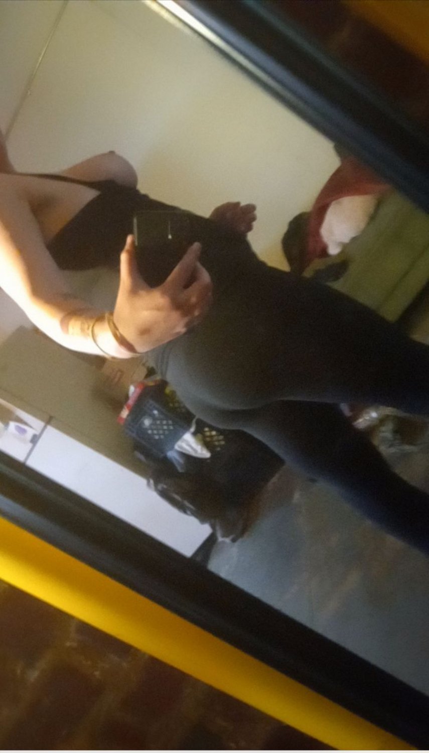 WebslutLiz #UhQv54G6